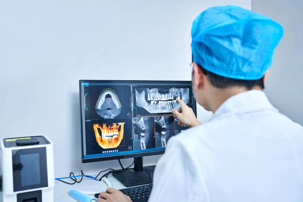 Best Cracked Tooth Emergency Dentist  in West Hill, OH